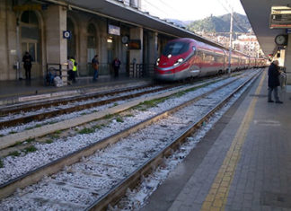 Frecciarossa Milano-Sapri soppresso per tagli Regione