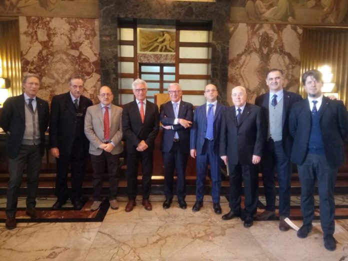 28379239_1549268445192118_6544335032345230473_n