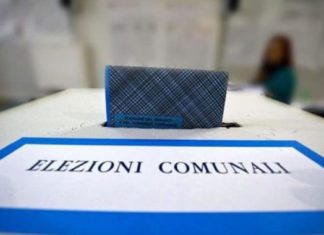 Elezioni, a Salerno affluenza al 46,5% alle 23