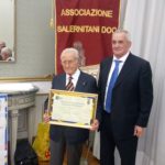 ENZO TODARO PREMIATO DA STAGLIOLI-min