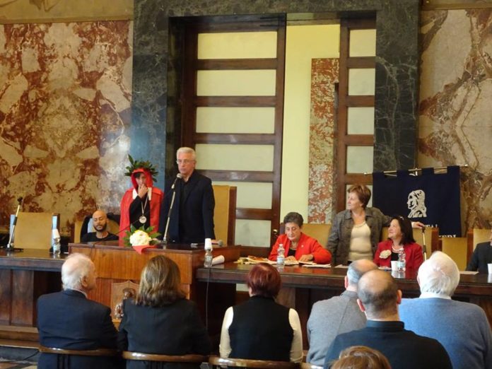 46498324_10205203641727583_6178444363786354688_n