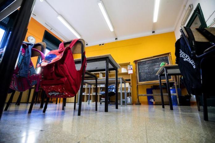 Virginia Raggi visita la Scuola Secondaria "Bianchi-Fellini"