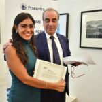 Antonio Marzullo premia Elide Facciuto – ph Pino Izzo