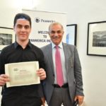 Mario D’Amico premia Gabriele Melone – ph Pino Izzo