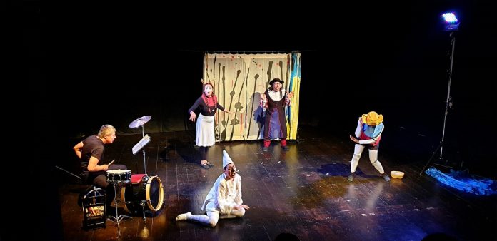 Mascherata_Universale