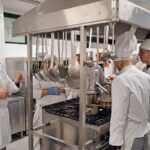 Mancieri e Montinro in cucina