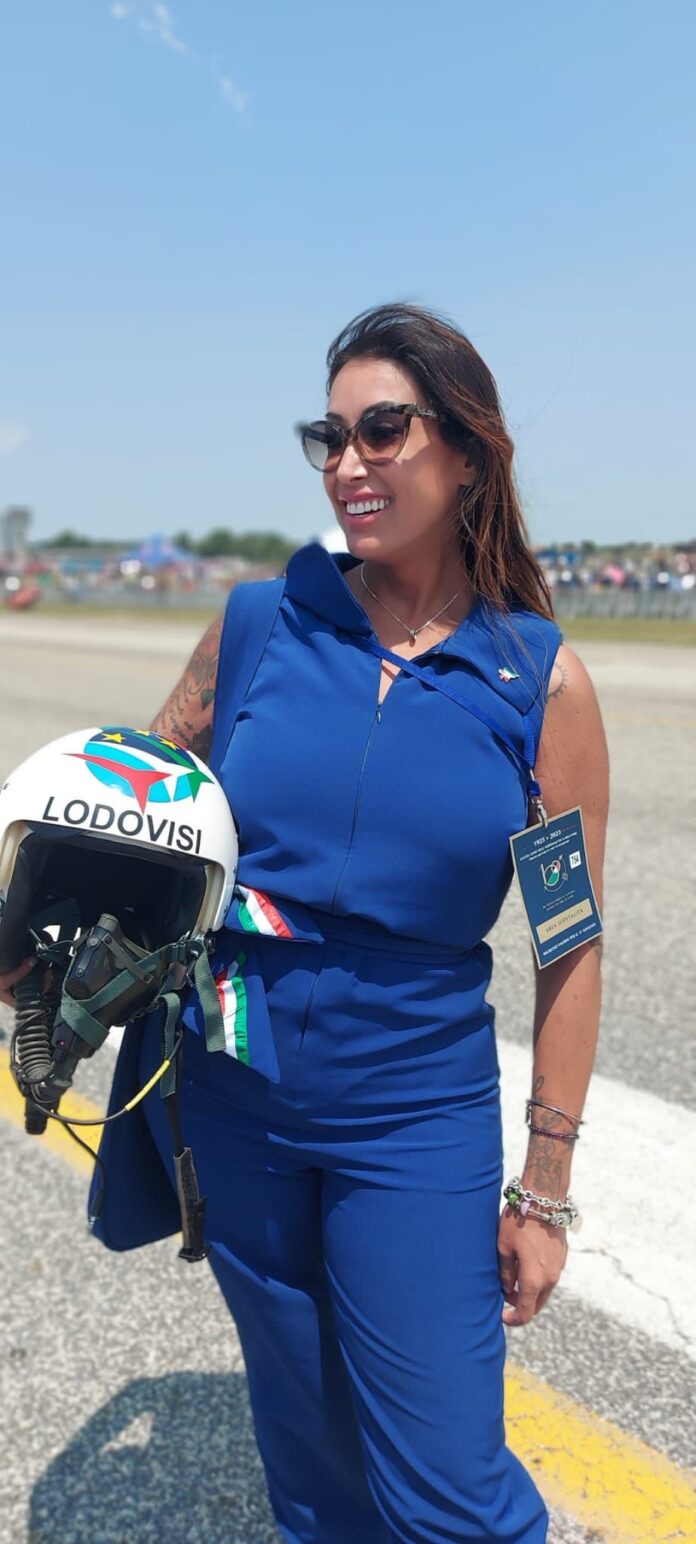 aaecb3c9-d9c5-49f7-ae38-cb82418efce3