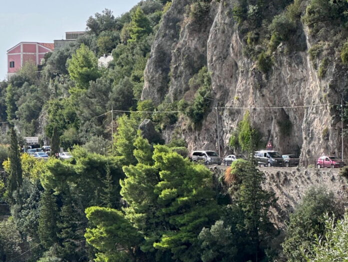 chiusura Statale Amalfitana a Conca dei Marini