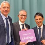 PRATICHIAMO GENTILEZZA