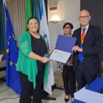 CONSEGNA HARRIS A SIGNORA AFRICA