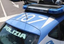 Bambina di 10 anni dimenticata in autogrill, interviene Polizia Stradale