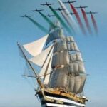 VESPUCCI CON LE FRECCE TRICOLORI