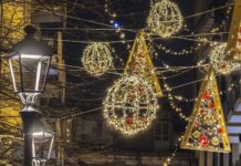 Luci d’Artista, si lavora all’installazione ma non c’è ancora annuncio ufficiale su accensione