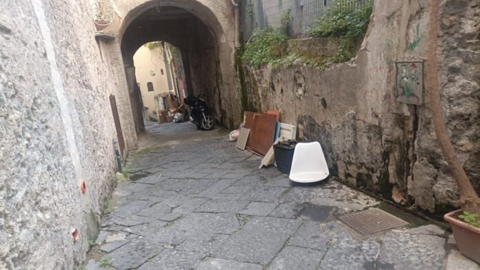 degrado centro storico di Salerno