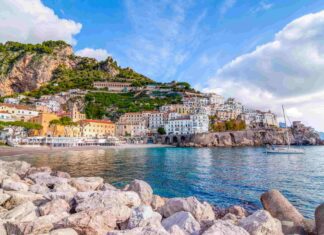 Amalfi, contributi economici straordinari per famiglie in difficoltà