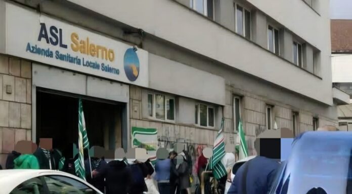 PROTESTA-ASL-SALERNO