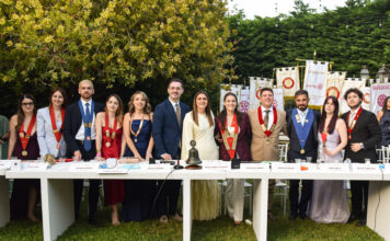 Passaggio di Consegne di 11 Club Rotaract della “Zona dei Castelli” del “Distretto 2101” all’Hotel Scapolatiello di Cava dè Tirreni.