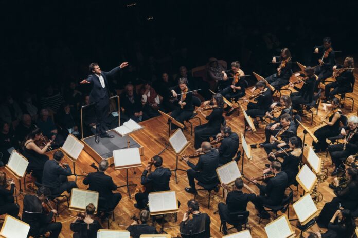 ENSEMBLE_PYGMALION_BORDEAUX_AUDITORIUM_BACH_MENDELSSOHN_21-1-22_CREDIT_FRED_MORTAGNE-19(1)