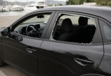 raid vandalico Marina d'Arechi