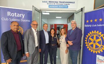 “Una donazione di sangue può salvare tre vite”: i soci del “Rotary Club Salerno Est” e “Rotary Club Salerno Duomo”, insieme per donare il sangue all’Ospedale di Salerno.