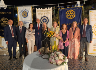 “Ballando insieme sotto le stelle”: una serata di solidarietà organizzata dall’Inner Wheel Salerno Carf di Salerno