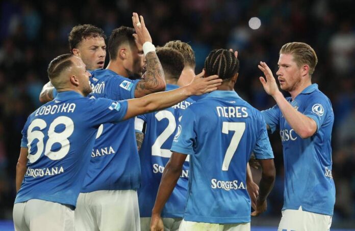 Napoli-Frosinone 3-0, Allegri torna a vincere con De Bruyne e Lang