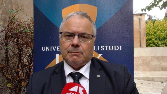 Russo (Link): “Le migliori energie dovrebbero essere dedicate alla politica”