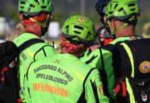 Urzulei, speleologo bloccato in una grotta dopo una frana: soccorsi in azione