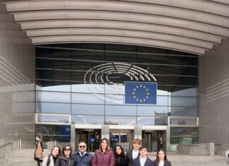 Baronissi: cinque neo-diplomati in viaggio a Bruxelles per conoscere l’Europa neo-diplomati Bruxelles