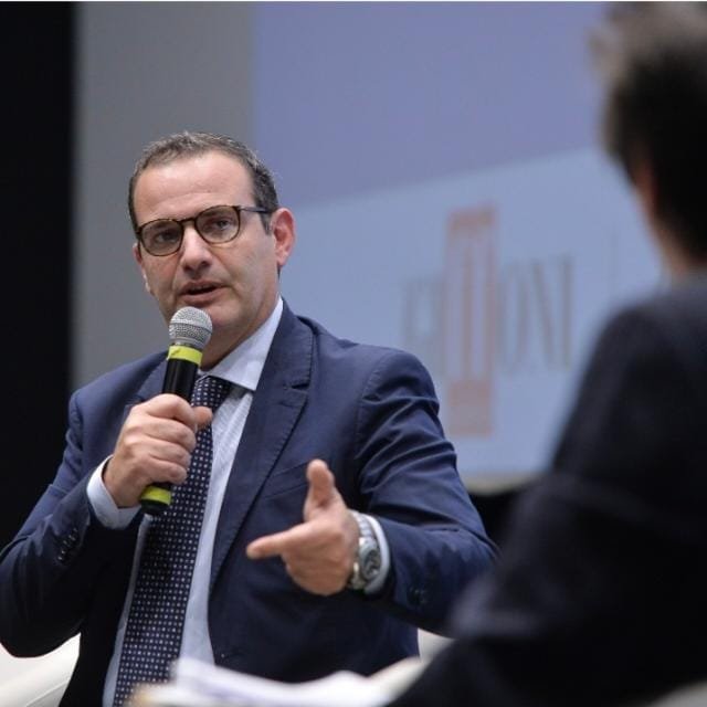 emergenza-rifiuti-a-salerno-graduale-ritorno-alla- emergenza rifiuti Salerno