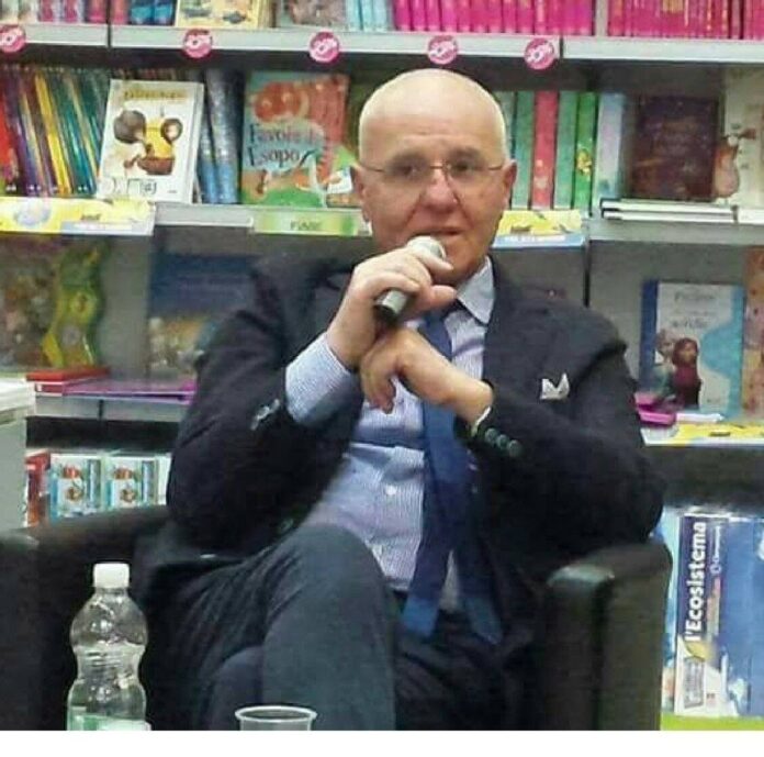 il-conte-dracula-sepolto-a-napoli-il-nuovo-libro-d Dracula Napoli libro